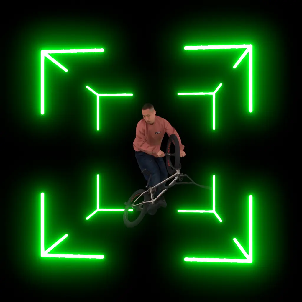 Inside pedal snake spin